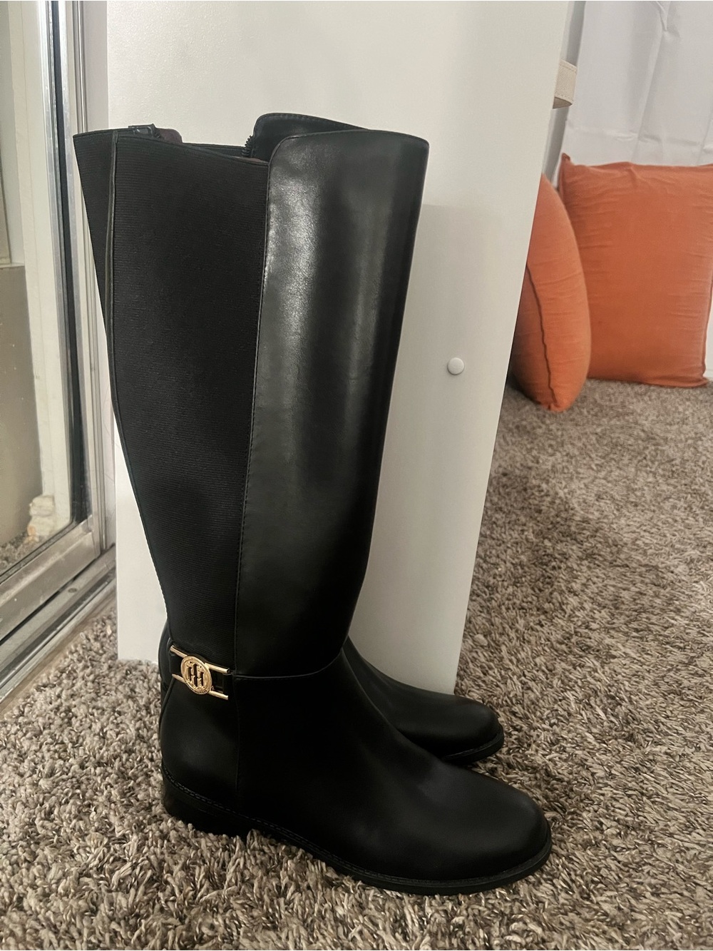 Black Knee-High Women's Riding Boots with Gold Accent *** FLASHH SALEEE***